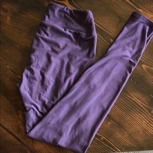 BNWOT OS purple Leggings